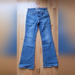 Madewell Low-Rise Skinny Flare Jeans in Dobson Wash, Size 26